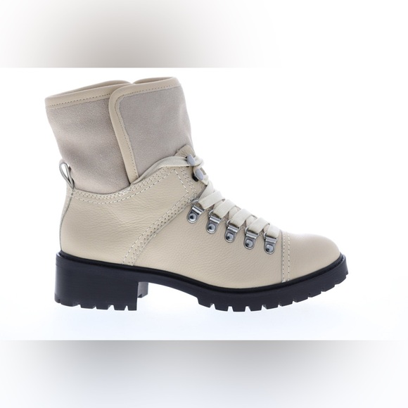 FRYE AND CO. Shoes - Frye and co anise hiker boots in white/beige size 5.5
